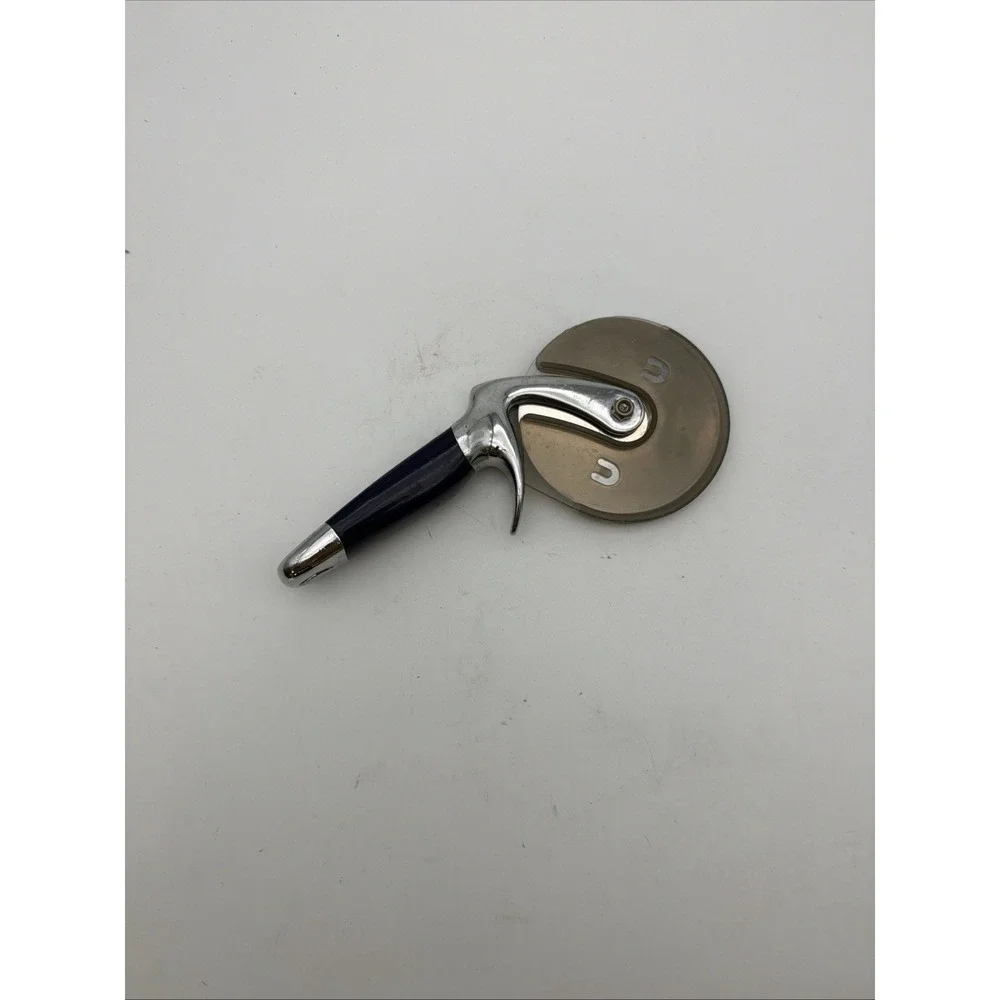 Rare BLUE KitchenAid  Professional Empire Pizza Cutter Wheel Finger Guard 2002